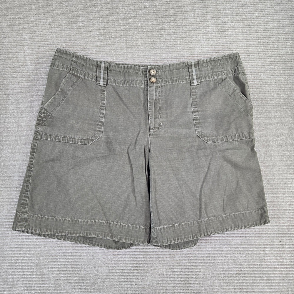 Eddie Bauer Womens 18 Olive Green Ripstop Cotton Cargo Shorts Lot of 2 - Picture 2 of 10